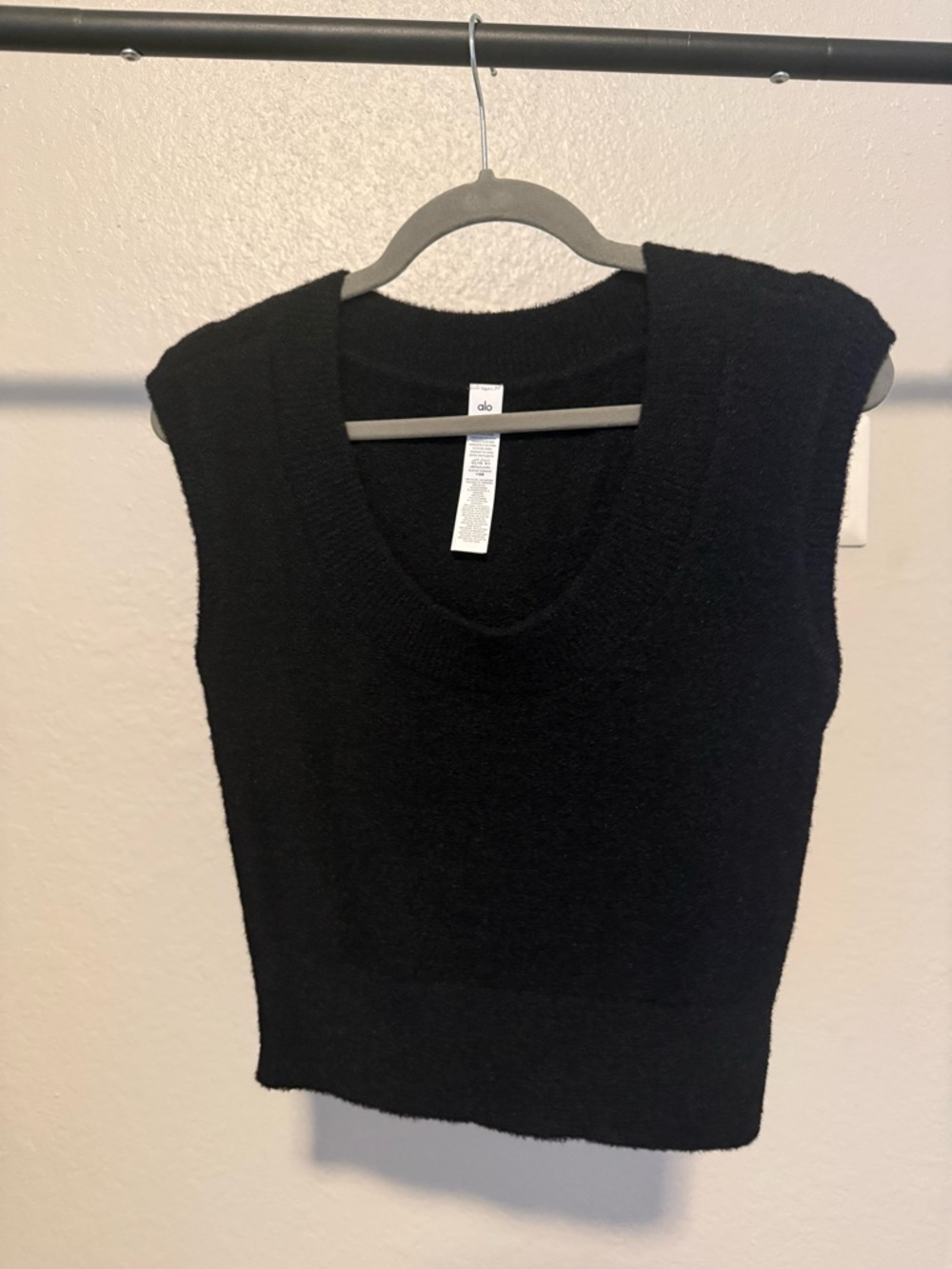 ALO Yoga Black Knit Scoop Neck Tank